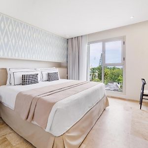 Aluxes Double Room